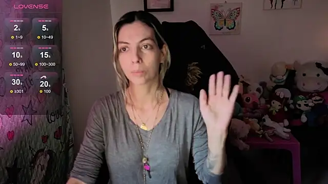 Snapshot of Princezzlove3 chatting on September 2025 04:51:02 PM Princezzlove3 online show from September 2025 04:51:02 PM