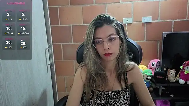 Snapshot of Princezzlove3 chatting on October 2025 12:22:02 AM Princezzlove3 online show from October 2025 12:22:02 AM