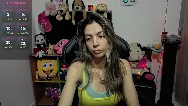 Snapshot of Princezzlove3 chatting on November 2025 11:21:02 PM Princezzlove3 online show from November 2025 11:21:02 PM