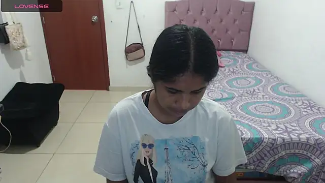 Snapshot of july-feria chatting on February 2025 09:50:02 PM july-feria online show from February 2025 09:50:02 PM