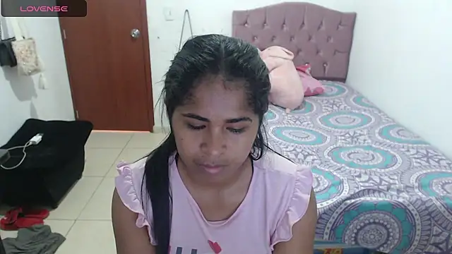 Snapshot of july-feria chatting on February 2025 07:05:02 PM july-feria online show from February 2025 07:05:02 PM