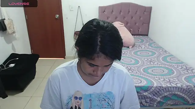 Snapshot of july-feria chatting on February 2025 05:42:01 PM july-feria online show from February 2025 05:42:01 PM