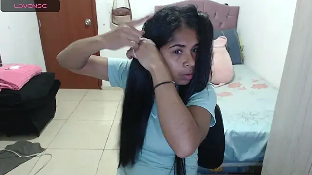 Snapshot of july-feria chatting on September 2025 06:31:01 PM july-feria online show from September 2025 06:31:01 PM