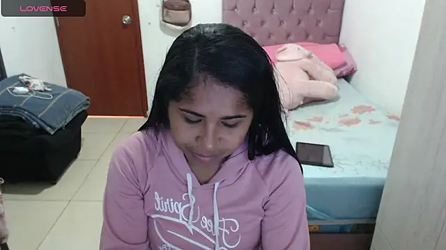 Snapshot of july-feria chatting on September 2025 06:35:01 PM july-feria online show from September 2025 06:35:01 PM