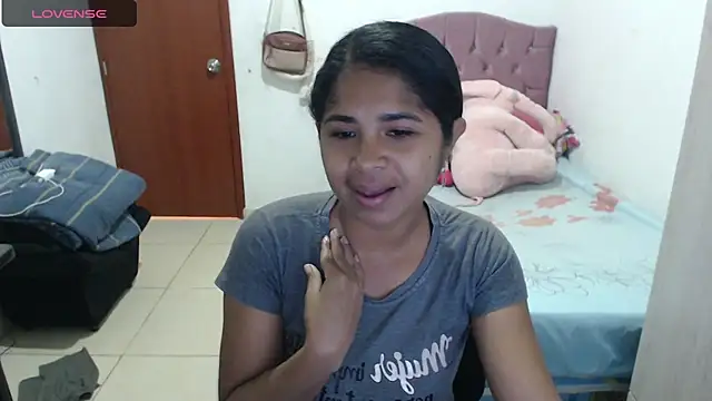 Snapshot of july-feria chatting on October 2025 03:21:02 PM july-feria online show from October 2025 03:21:02 PM