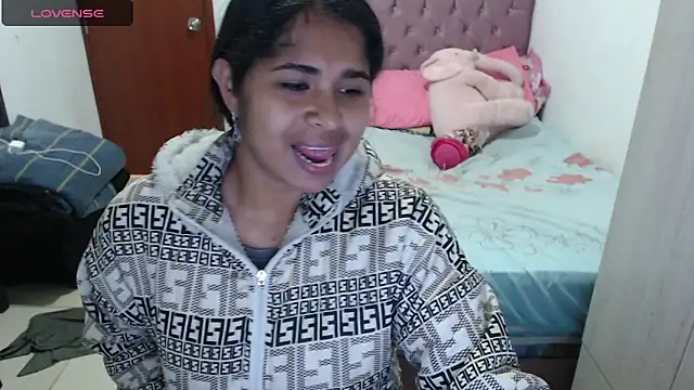 Snapshot of july-feria chatting on October 2025 07:03:02 PM july-feria online show from October 2025 07:03:02 PM