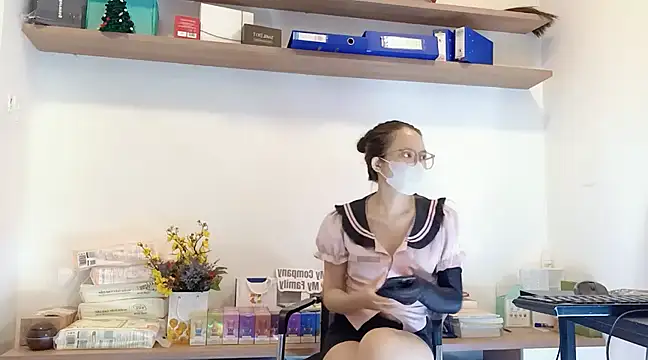 Lush-Office online show from February 2025 11:45:01 PM