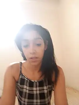 Snapshot of samantha_ferrer28 chatting on January 2025 06:17:02 PM samantha ferrer28 online show from January 2025 06:17:02 PM