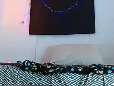 Snapshot of samantha_ferrer28 chatting on February 2025 06:40:02 AM samantha ferrer28 online show from February 2025 06:40:02 AM