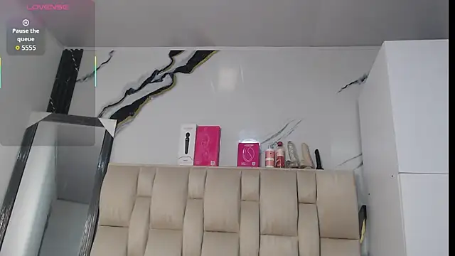 esmeralda-bk online show from December 2025 09:45:02 PM