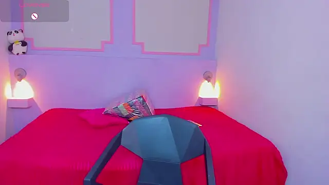 ScarletEmber3 online show from February 2025 05:05:02 AM