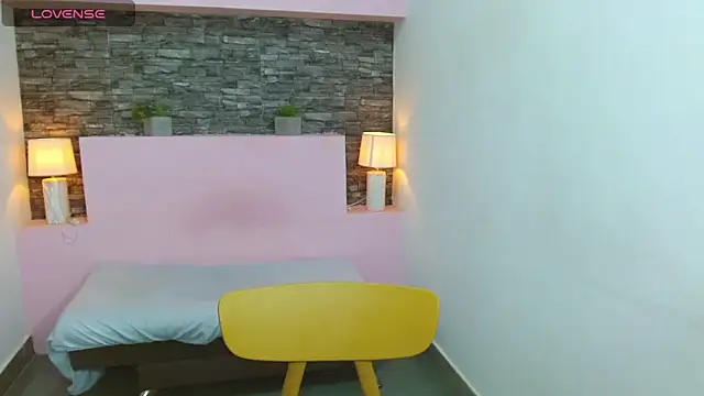 ScarletEmber3 online show from February 2025 04:03:02 AM