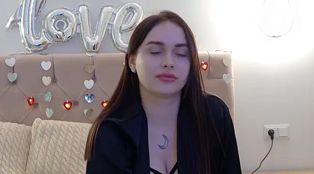 Lilliana Moon online show from February 2025 05:10:02 PM