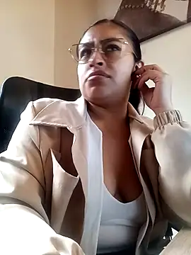 Snapshot of AnonymousGirl chatting on March 2026 03:17:01 PM AnonymousGirl online show from March 2026 03:17:01 PM