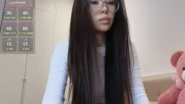 Snapshot of asianqueeny chatting on July 2026 04:39:01 PM asianqueeny online show from July 2026 04:39:01 PM