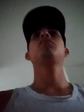 Snapshot of Latinos_2001 chatting on January 2025 12:05:02 PM Latinos 2001 online show from January 2025 12:05:02 PM