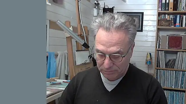 Snapshot of Eynoos_ chatting on January 2025 04:10:01 PM Eynoos online show from January 2025 04:10:01 PM