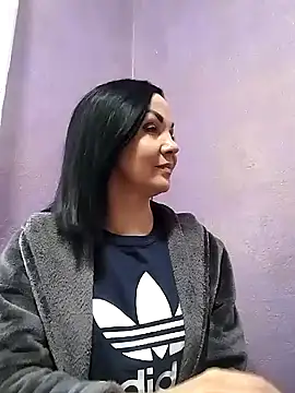 Tory Lovi online show from February 2025 11:49:02 AM