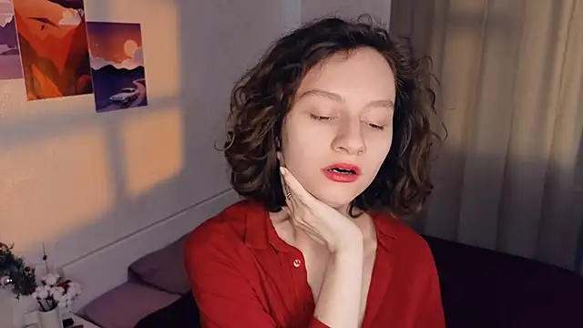 Leya Curly online show from March 2025 12:24:01 PM