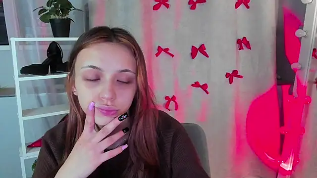 Snapshot of Sahara_Shields chatting on January 2025 10:08:01 AM Sahara Shields online show from January 2025 10:08:01 AM