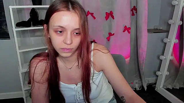 Snapshot of Sahara_Shields chatting on January 2025 10:20:02 AM Sahara Shields online show from January 2025 10:20:02 AM