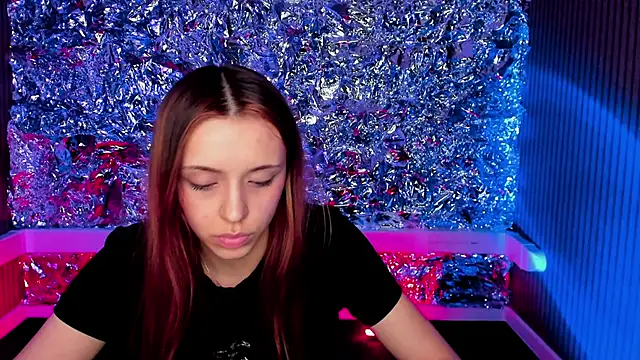 Snapshot of Sahara_Shields chatting on February 2025 03:30:02 PM Sahara Shields online show from February 2025 03:30:02 PM