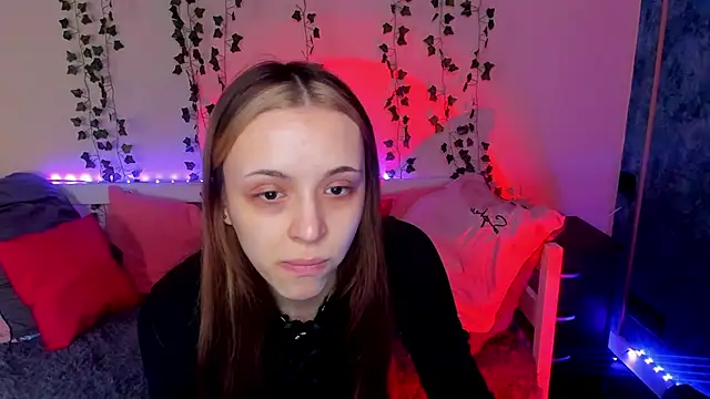 Snapshot of Sahara_Shields chatting on February 2025 10:15:02 AM Sahara Shields online show from February 2025 10:15:02 AM