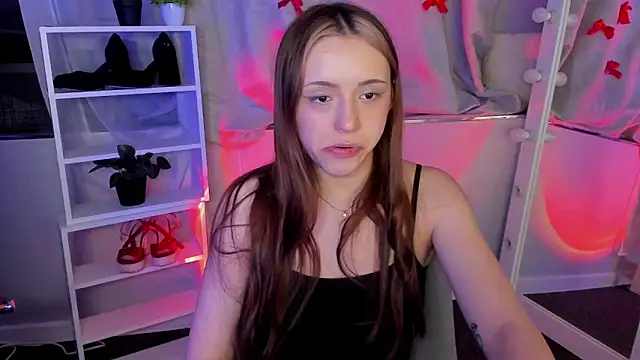 Snapshot of Sahara_Shields chatting on March 2025 01:56:02 PM Sahara Shields online show from March 2025 01:56:02 PM