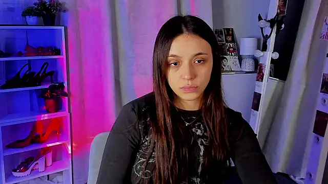 Snapshot of Sahara_Shields chatting on October 2025 10:02:02 AM Sahara Shields online show from October 2025 10:02:02 AM