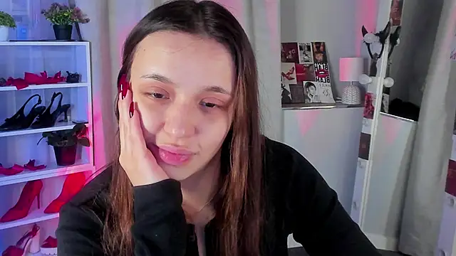 Snapshot of Sahara_Shields chatting on October 2025 10:16:02 AM Sahara Shields online show from October 2025 10:16:02 AM