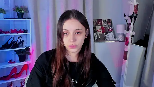 Snapshot of Sahara_Shields chatting on October 2025 09:21:01 AM Sahara Shields online show from October 2025 09:21:01 AM