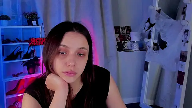 Snapshot of Sahara_Shields chatting on October 2025 10:06:01 AM Sahara Shields online show from October 2025 10:06:01 AM