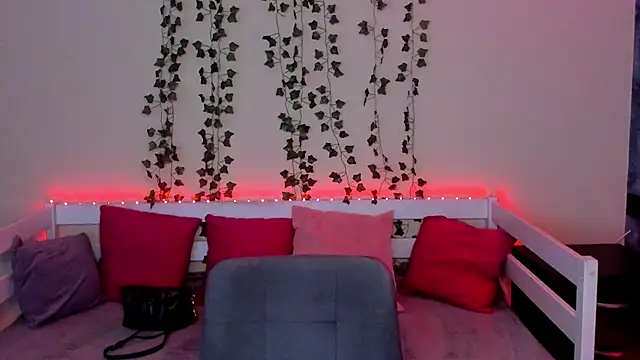 Sahara Shields online show from February 2026 09:19:02 AM