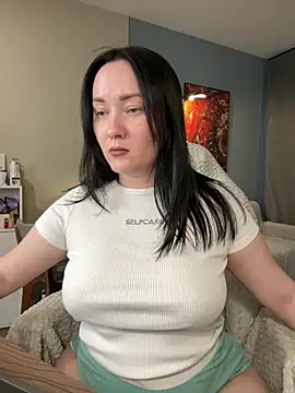 Snapshot of Kiss_My_Body chatting on April 2026 04:35:01 PM Kiss My Body online show from April 2026 04:35:01 PM