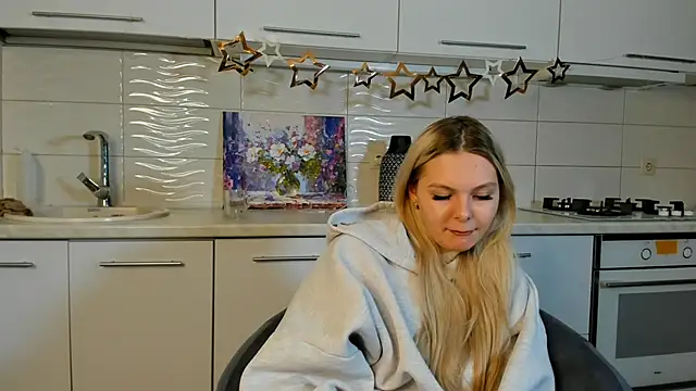 SynnoveEyre online show from February 2025 02:48:01 PM