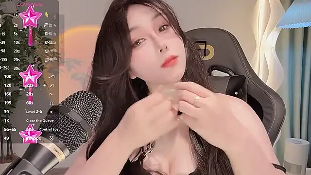 Snapshot of Alano-01 chatting on June 2026 07:56:01 AM Alano-01 online show from June 2026 07:56:01 AM