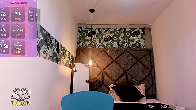 Snapshot of Clarise_Allen chatting on April 2026 08:47:01 PM Clarise Allen online show from April 2026 08:47:01 PM