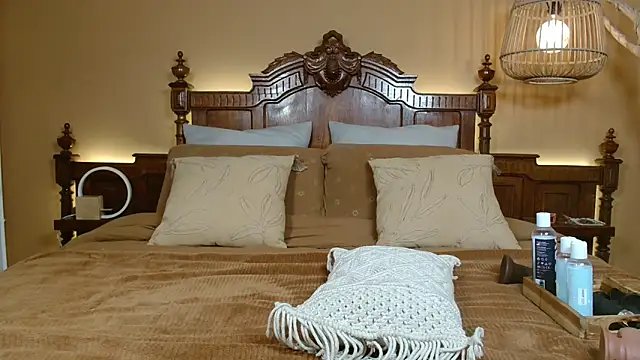 Snapshot of LilyWilder chatting on March 2025 06:16:01 PM LilyWilder online show from March 2025 06:16:01 PM