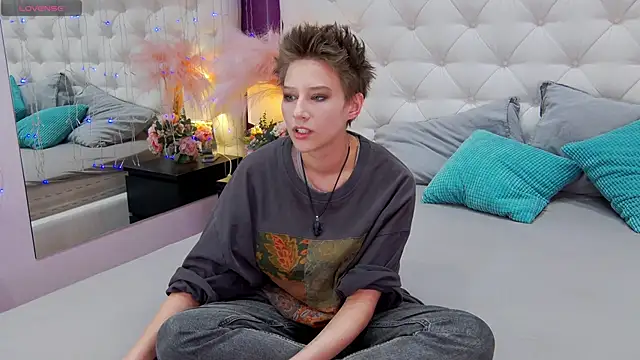 via mayer  online show from January 2025 08:43:02 PM