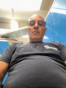 sempreilmio2 online show from September 2025 10:48:02 AM