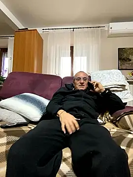 sempreilmio2 online show from January 2026 02:33:01 PM