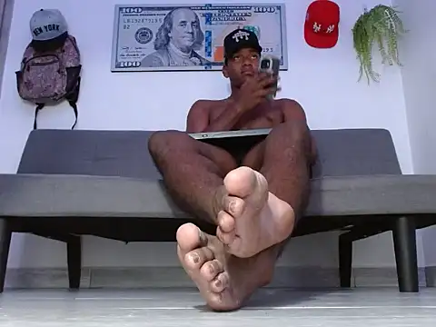 Snapshot of Master_foot_ chatting on April 2026 09:20:02 PM Master foot online show from April 2026 09:20:02 PM