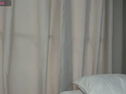 Missangeldust16 online show from February 2025 08:02:02 PM