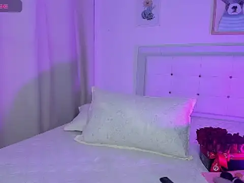 Missangeldust16 online show from February 2025 08:07:02 PM