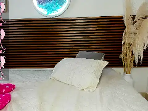 Missangeldust16 online show from March 2025 03:31:02 PM