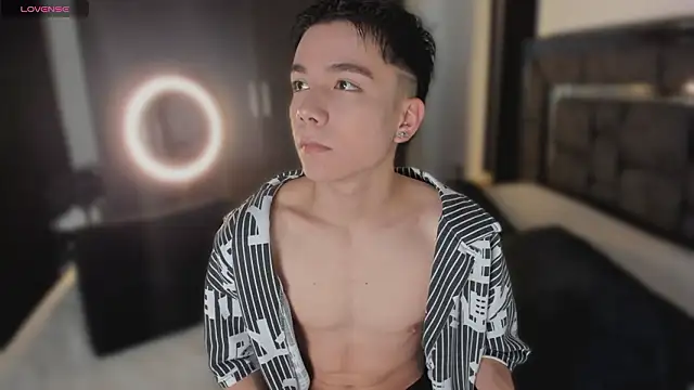 Snapshot of alanblack1 chatting on March 2026 01:15:01 PM alanblack1 online show from March 2026 01:15:01 PM