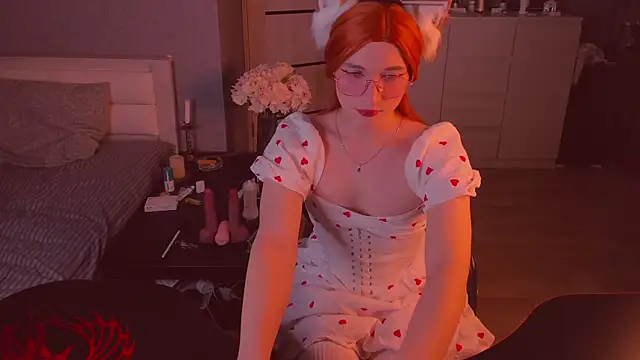 foxy jpg online show from October 2025 09:53:02 PM