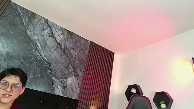 Snapshot of vanilla_hot chatting on March 2025 01:36:01 PM vanilla hot online show from March 2025 01:36:01 PM