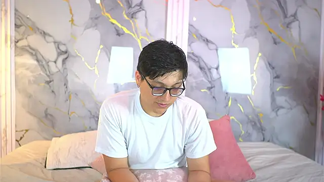 Snapshot of vanilla_hot chatting on October 2025 07:36:02 PM vanilla hot online show from October 2025 07:36:02 PM