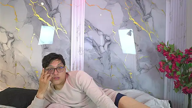 Snapshot of vanilla_hot chatting on October 2025 01:43:02 PM vanilla hot online show from October 2025 01:43:02 PM